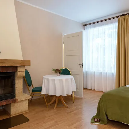 Verevi Motel Elva Chambre photo