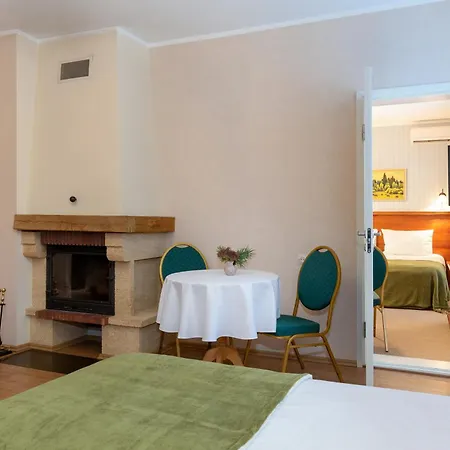 Verevi Motel Elva Chambre photo